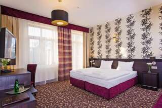 Отель Cottonina Hotel & Mineral SPA Resort Сверадув-Здруй Улучшенный двухместный номер Делюкс с 1 кроватью или 2 отдельными кроватями-1
