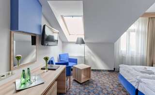 Отель Cottonina Hotel & Mineral SPA Resort Сверадув-Здруй Двухместный номер с 1 кроватью или 2 отдельными кроватями-11